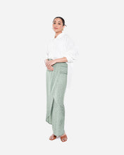Load image into Gallery viewer, JULIETTE SKIRT IN GREEN
