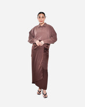 Load image into Gallery viewer, NAOMI SKIRT IN BROWN