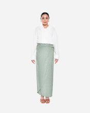 Load image into Gallery viewer, JULIETTE SKIRT IN GREEN