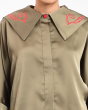 Load image into Gallery viewer, MENDUNG BERAT TOP