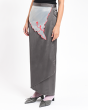 Load image into Gallery viewer, MENDUNG KELAM SKIRT