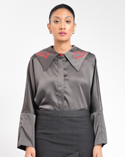 Load image into Gallery viewer, MENDUNG KELAM TOP