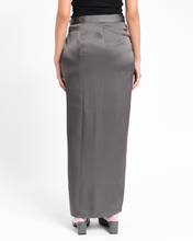 Load image into Gallery viewer, MENDUNG KELAM SKIRT