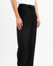 Load image into Gallery viewer, ELIJAH PANTS IN BLACK (STORE)