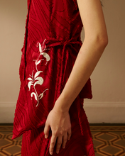 Load image into Gallery viewer, RATNA SET IN RED