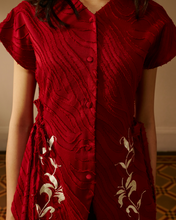 Load image into Gallery viewer, RATNA SET IN RED