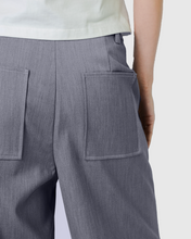 Load image into Gallery viewer, SKIRT PANTS IN GREY
