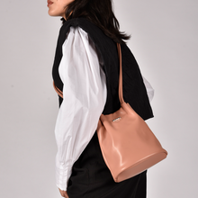 Load image into Gallery viewer, MINI KOURTNEY IN APRICOT PINK