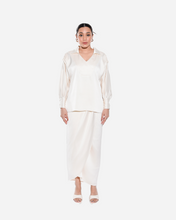 Load image into Gallery viewer, AUDREY SET IN CREAM
