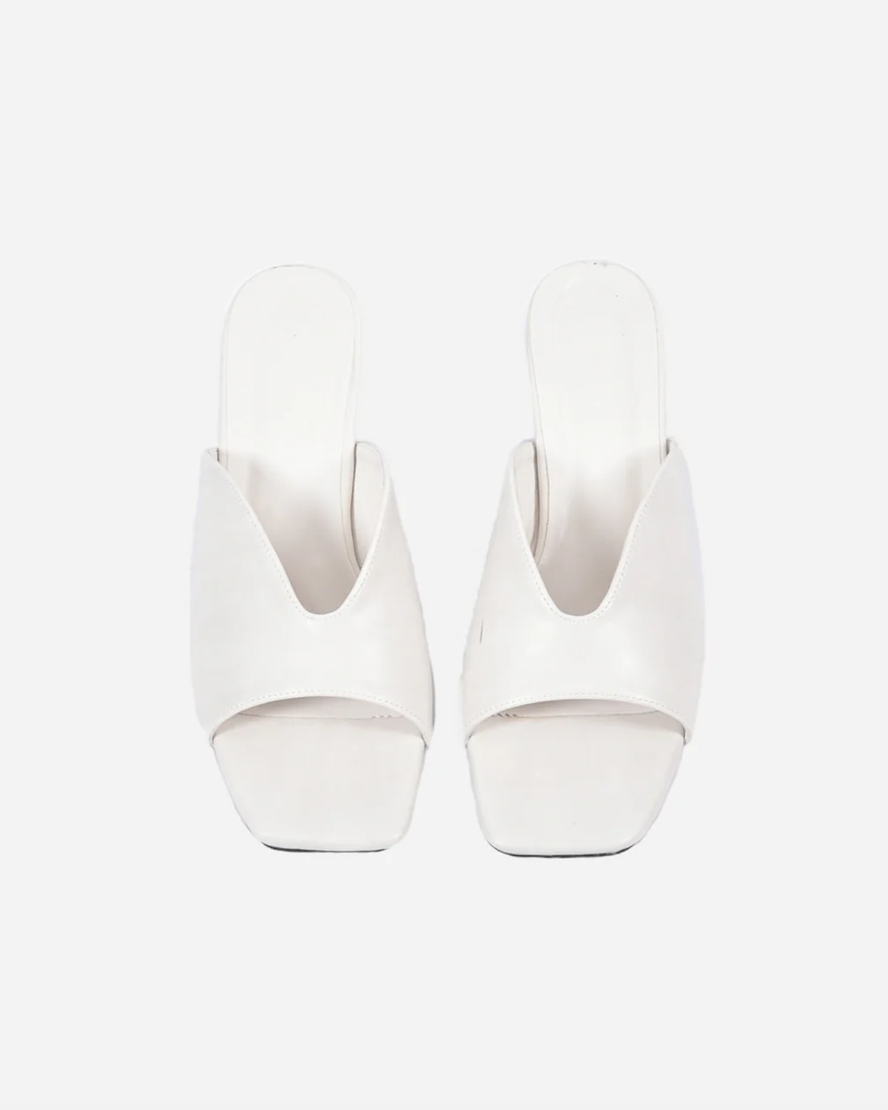 AMARA HEELS IN LIGHT GREY