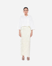Load image into Gallery viewer, MARILYN SKIRT IN YELLOW

