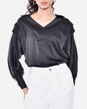 Load image into Gallery viewer, AUDREY TOP IN BLACK
