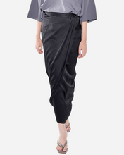 Load image into Gallery viewer, AUDREY SKIRT IN BLACK
