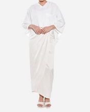 Load image into Gallery viewer, AUDREY SKIRT IN CREAM
