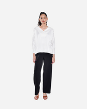 Load image into Gallery viewer, AUDREY TOP IN WHITE
