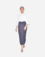 Load image into Gallery viewer, JORJA SKIRT IN GREY
