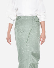 Load image into Gallery viewer, JULIETTE SKIRT IN GREEN
