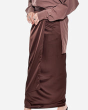 Load image into Gallery viewer, NAOMI SKIRT IN BROWN
