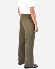 Load image into Gallery viewer, ARES PANTS IN FOREST GREEN
