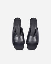 Load image into Gallery viewer, AMARA HEELS IN BLACK
