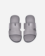 Load image into Gallery viewer, 1311 MEN SLIDERS IN GREY
