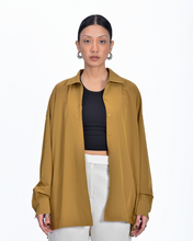 Load image into Gallery viewer, TRENCH SHIRT WOMEN IN OLIVE
