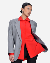 Load image into Gallery viewer, TRENCH SHIRT WOMEN IN RED
