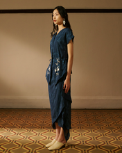 Load image into Gallery viewer, RATNA SET IN BLUE
