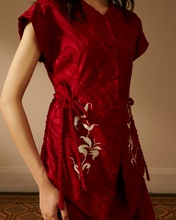 Load image into Gallery viewer, RATNA SET IN RED
