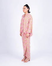 Load image into Gallery viewer, ORKED KEBAYA IN FLORAL PINK
