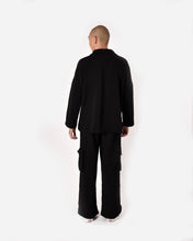 Load image into Gallery viewer, CARGO SWEATSHIRT IN BLACK
