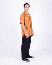 Load image into Gallery viewer, RAMLEE SHIRT IN BROWN
