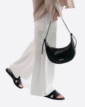 Load image into Gallery viewer, RATU BAG IN BLACK
