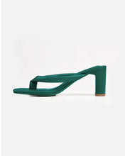 Load image into Gallery viewer, RAY HEELS IN GREEN
