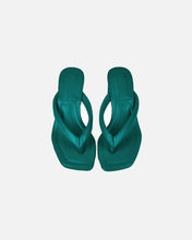 Load image into Gallery viewer, RAY HEELS IN GREEN
